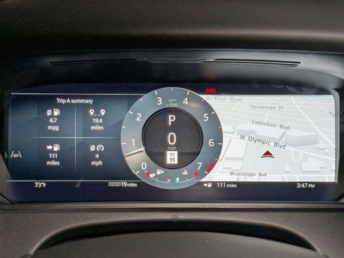 New 2026 Land Rover Range Rover Velar Dynamic SE image 11