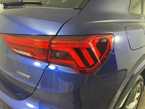 Used 2025 Audi Q3 2.0T Premium w/ Convenience Package image 17