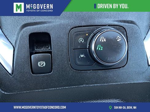 Used 2023 Chevrolet Traverse LS AWD/4WD image 28
