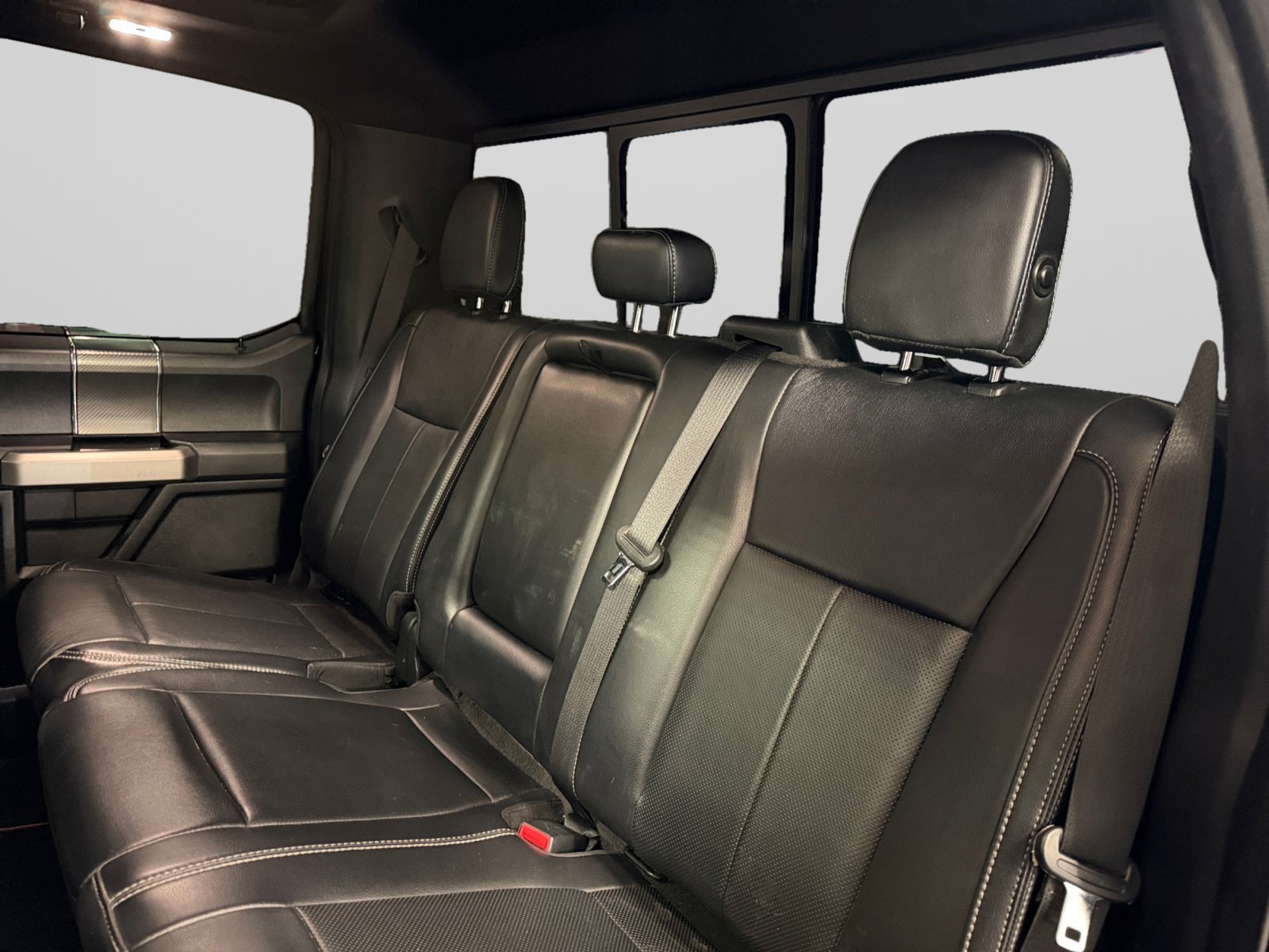 Used 2019 Ford F150 Lariat w/ Equipment Group 502A Luxury AWD/4WD image 21