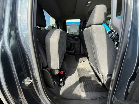 Used 2021 Chevrolet Silverado 1500 Custom image 32