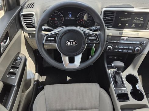 Used 2021 Kia Sportage LX FWD image 6