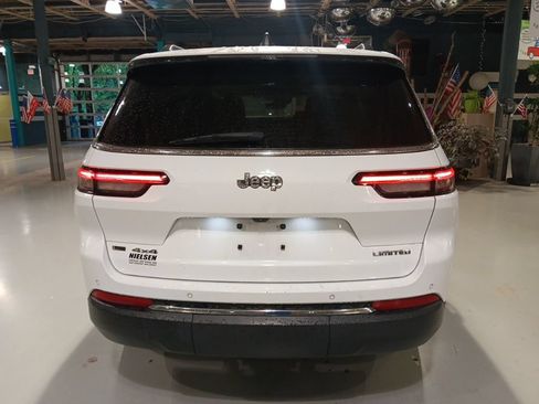 Used 2022 Jeep Grand Cherokee L Limited AWD/4WD image 7