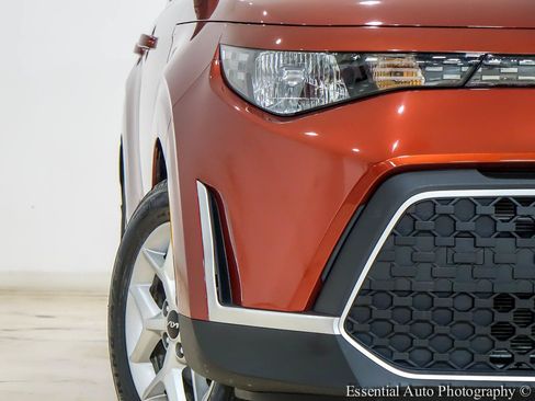 Used 2025 Kia Soul S FWD image 6