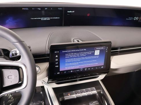 New 2026 Lincoln Nautilus Premier w/ Jet Appearance Package AWD/4WD image 5