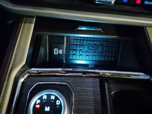 Used 2022 Ford Expedition Limited image 33