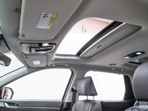 Certified 2024 Hyundai Palisade Limited FWD image 10