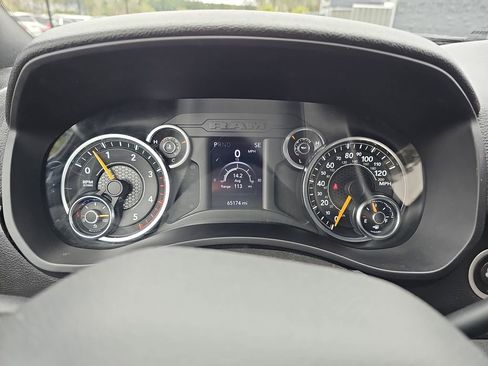 Used 2022 RAM 2500 Tradesman w/ Chrome Appearance Group AWD/4WD image 23