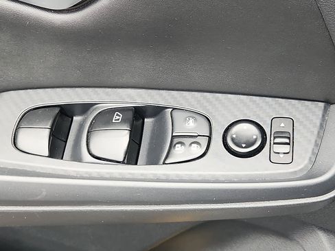 Used 2023 Nissan Sentra SV image 26