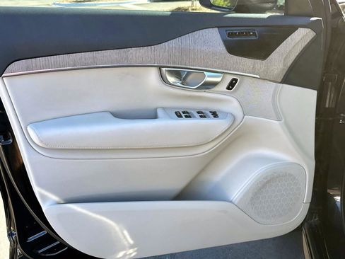 Certified 2024 Volvo XC90 T8 Plus w/ Protection Package Premier image 15