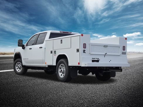 New 2026 GMC Sierra 3500 Pro w/ Convenience Package image 16
