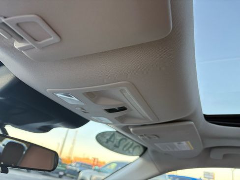 Used 2024 Ford Maverick Lariat image 29