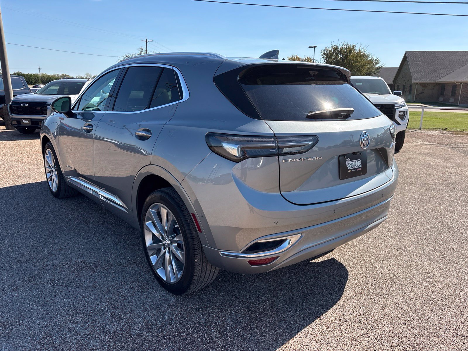 Used 2023 Buick Envision Avenir FWD image 4