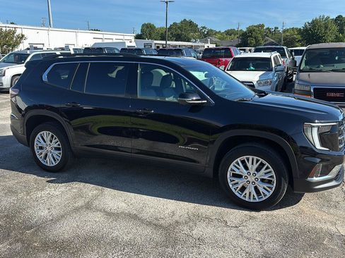 Used 2025 GMC Acadia Elevation w/ Elevation Premium Package FWD image 8