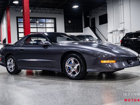 Used 1994 Pontiac Firebird Coupe image 7