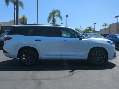 New 2026 Lexus TX 500h AWD image 4