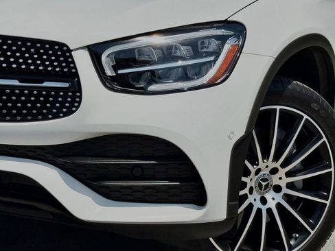 Used 2023 Mercedes-Benz GLC 300 4MATIC Coupe image 3