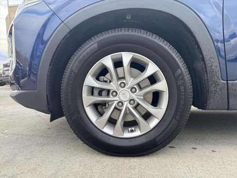 Used 2020 Hyundai Santa Fe SE image 8