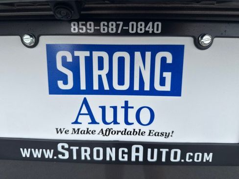 Used 2025 Nissan Altima 2.5 SR FWD image 18