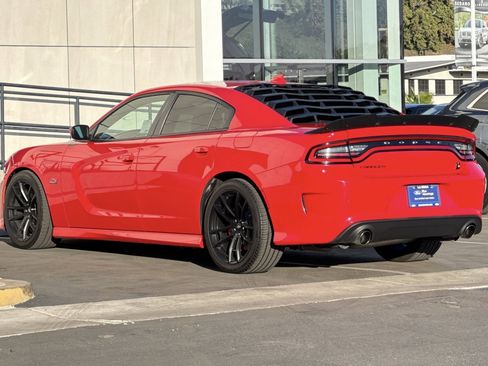Used 2022 Dodge Charger Scat Pack w/ Dynamics Package image 5