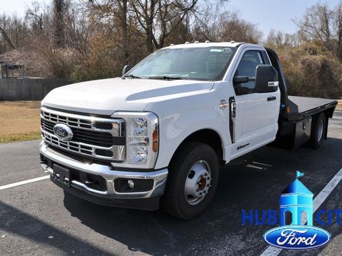 New 2025 Ford F350 XL w/ XL Chrome Package image 1