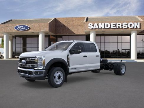 New 2026 Ford F450 XLT RWD image 2