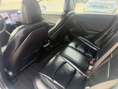 Used 2019 Tesla Model 3 Standard Range Plus image 19