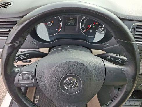 Used 2013 Volkswagen Jetta TDI image 21