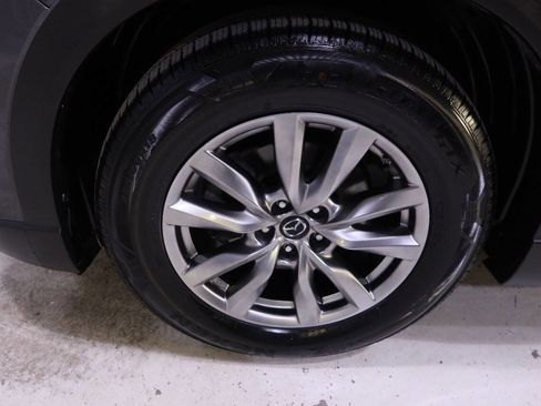 Used 2019 MAZDA CX-9 Touring w/ Touring Premium Package image 10
