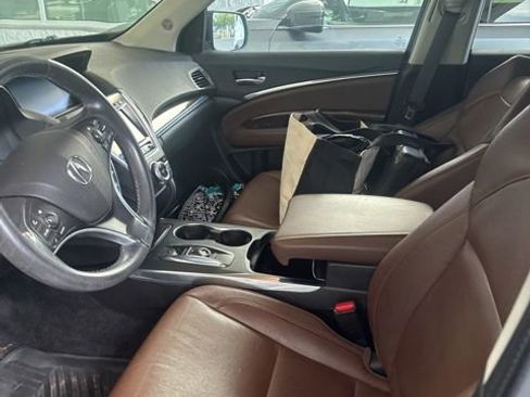 Used 2018 Acura MDX FWD w/ Technology Package image 3