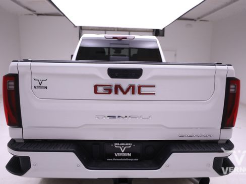 Used 2024 GMC Sierra 2500 Denali w/ Denali Reserve Package image 4