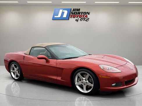 Used 2006 Chevrolet Corvette Convertible w/ Preferred Equipment Group RWD image 3