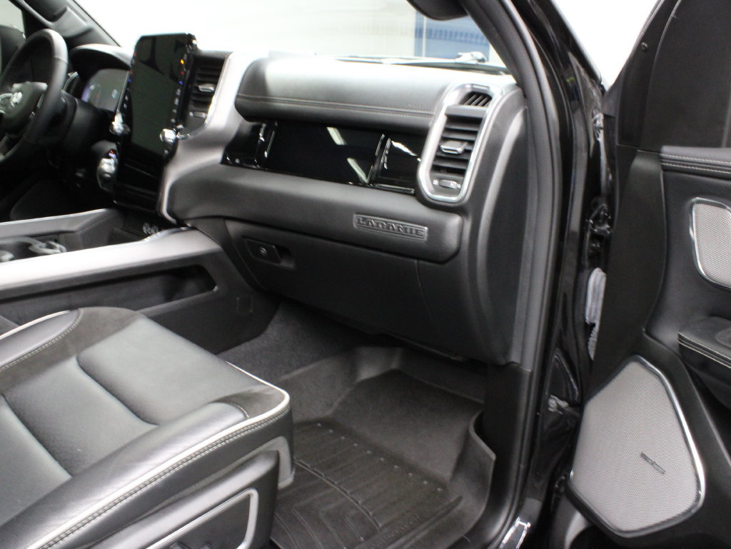 Used 2025 RAM 1500 Laramie w/ Night Edition AWD/4WD image 36