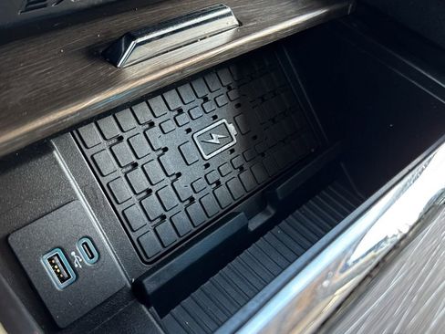 Used 2023 Ford Expedition Max Limited RWD image 16