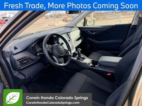 Used 2025 Subaru Outback Premium image 9