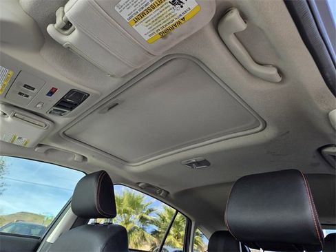 Used 2016 Subaru Crosstrek 2.0i Limited image 10