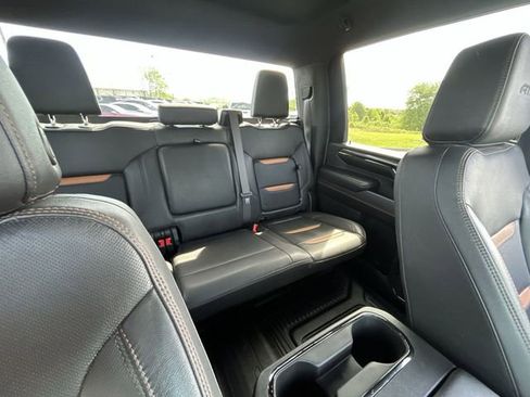 Used 2024 GMC Sierra 2500 AT4 AWD/4WD image 15