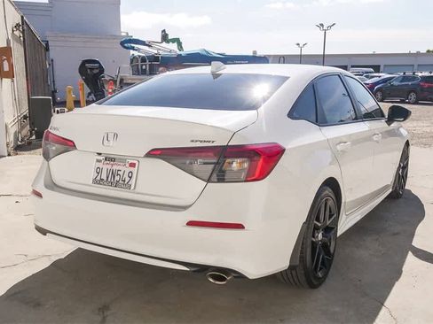 Used 2024 Honda Civic Sport image 9