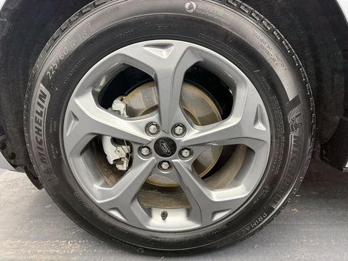 Used 2024 Ford Escape ST-Line image 21