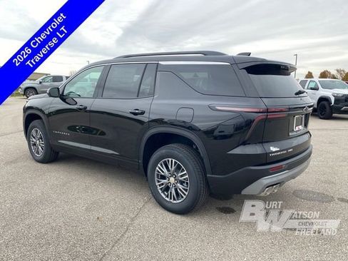 New 2026 Chevrolet Traverse LT image 3