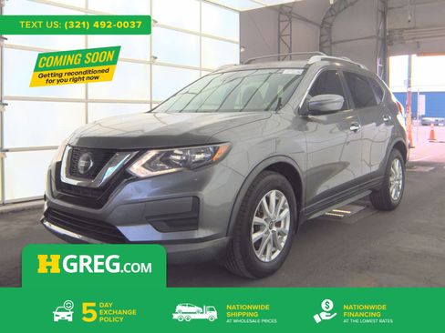Used 2019 Nissan Rogue SV image 1
