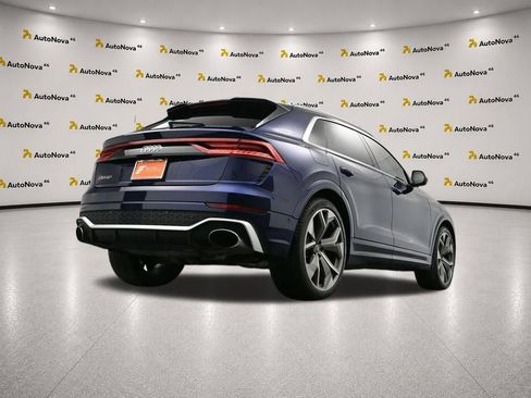 Used 2022 Audi RS Q8 w/ Luxury Package AWD/4WD image 45