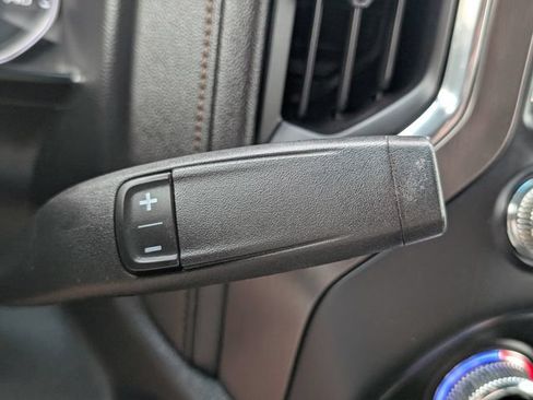 Used 2021 GMC Sierra 1500 AT4 w/ AT4 Premium Package AWD/4WD image 12