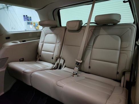 Used 2019 Lincoln Navigator Reserve w/ Cargo Package image 26