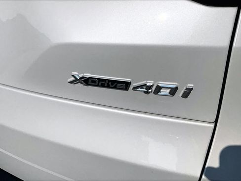 Used 2024 BMW X5 xDrive40i w/ Premium Package AWD/4WD image 10