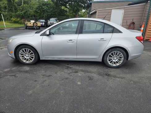 Used 2014 Chevrolet Cruze Eco FWD image 6