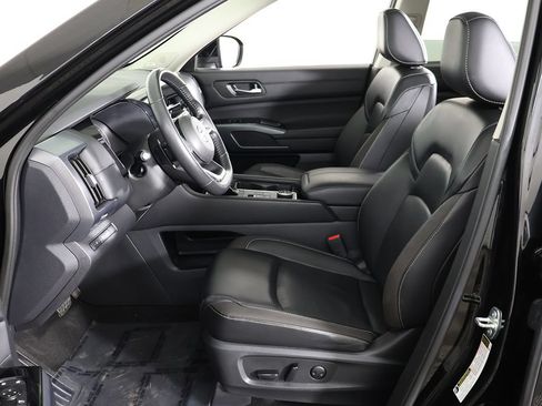Used 2023 Nissan Pathfinder SL w/ SL Premium Package AWD/4WD image 33