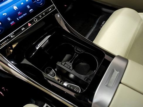 Used 2023 Mercedes-Benz C 300 C 300 w/ Exclusive Trim Package image 22