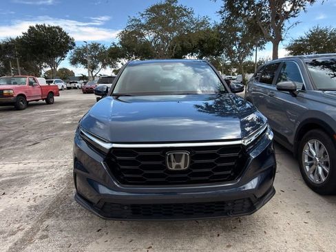 Used 2025 Honda CR-V EX-L image 3