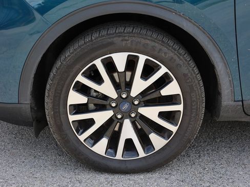 Used 2020 Ford Escape SEL AWD/4WD image 9